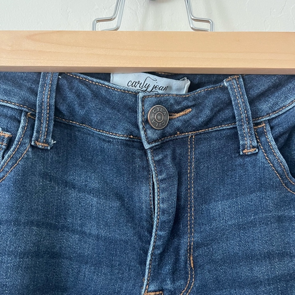 Carly Jean Bailey Jeans - Picture 5 of 7